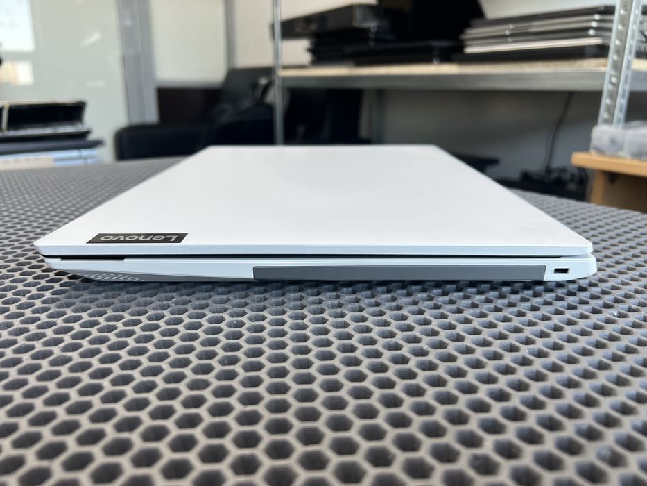 Белый ноутбук Lenovo ideapad. Есть рассрочка.