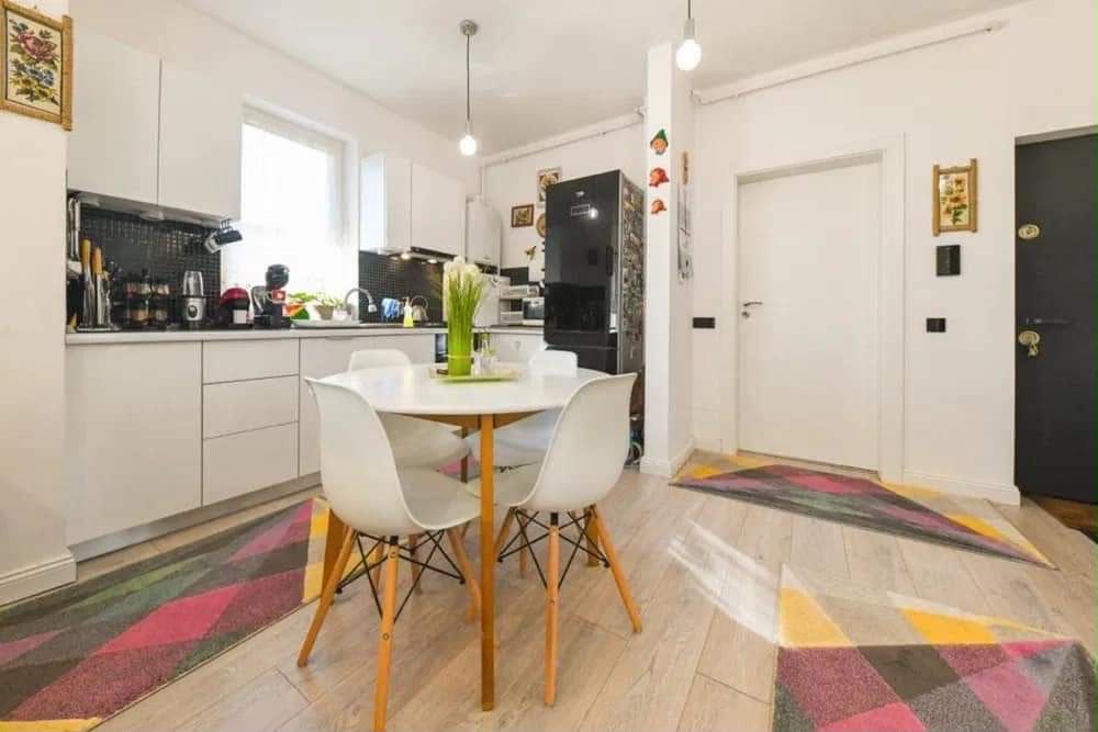 Inchiriez apartament Untold