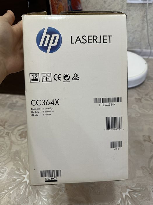 Картридж HP CC364A Black
