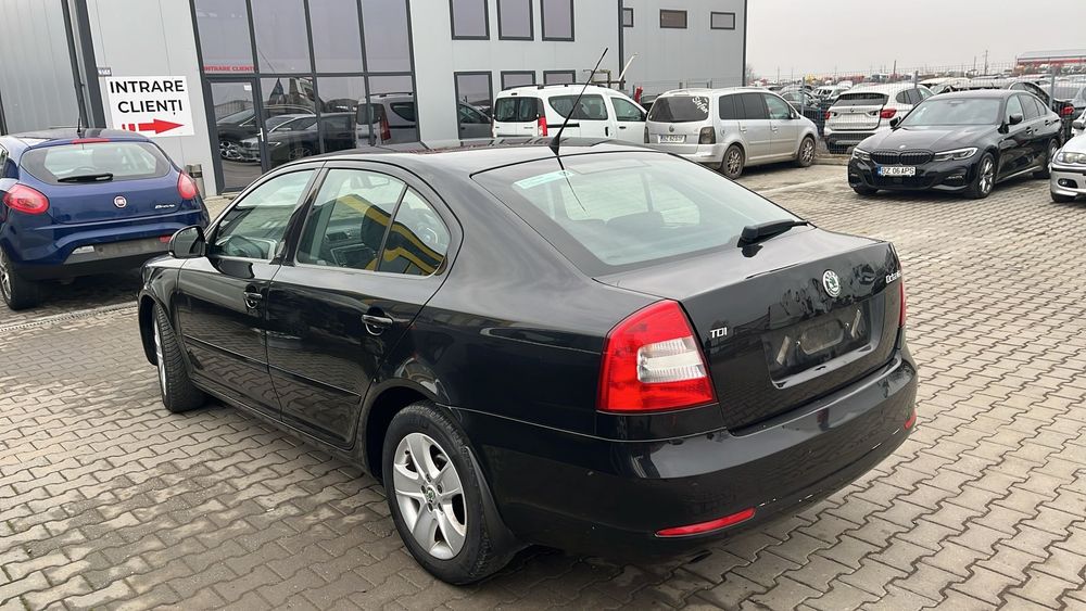Dezmembram Skoda Octavia 2 1.6 diesel din 2011