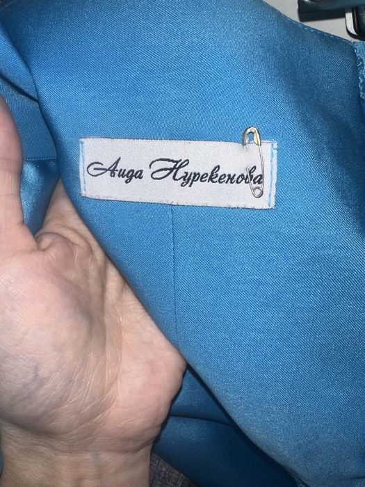 Продам бренодовые платья. Одетые 1 раз