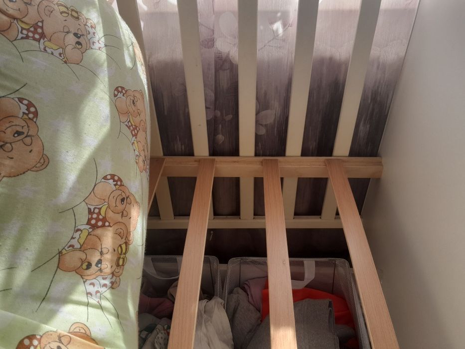 Детская кроватка