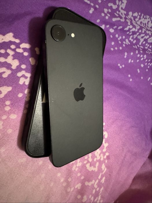Vand iphone 17 e sau schimb