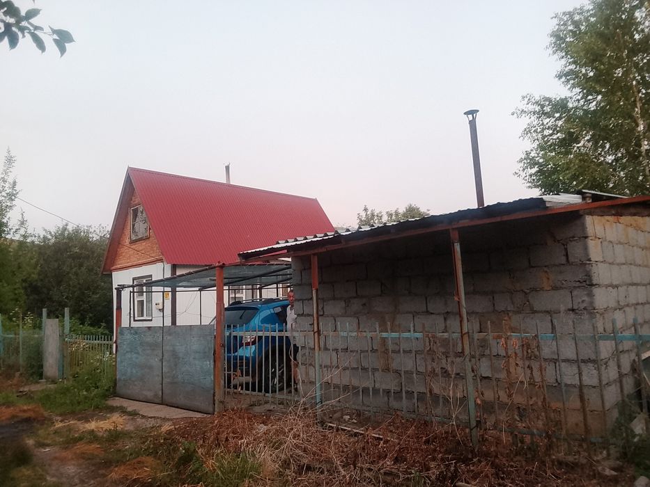Продам дачу в черте города