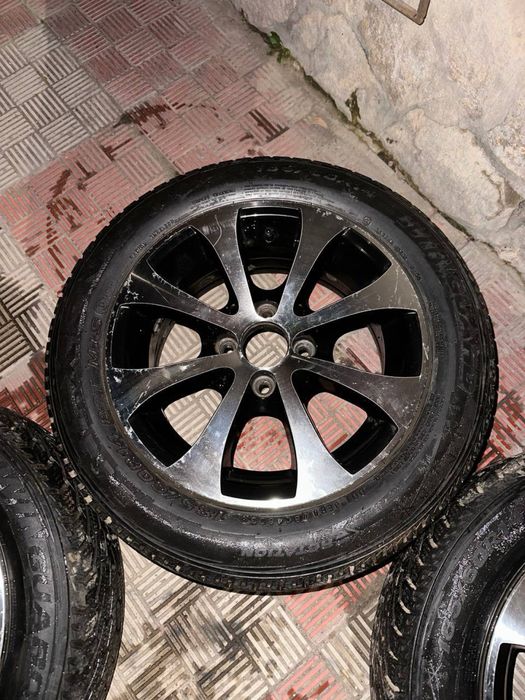 Автомобильные шины и дисками