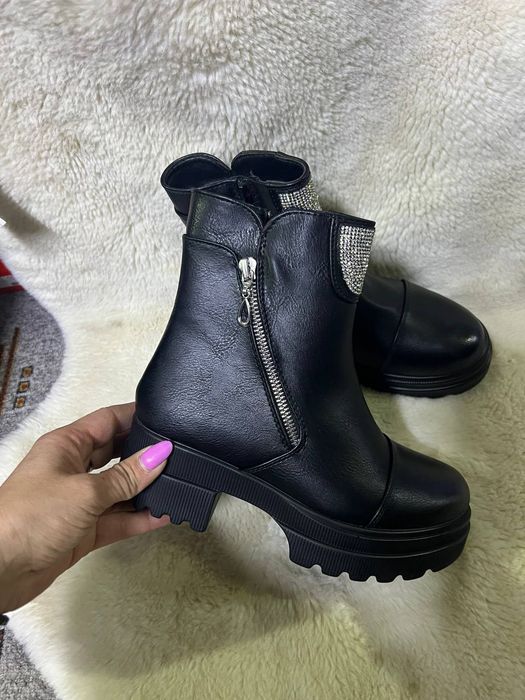 Ghete dama super pret