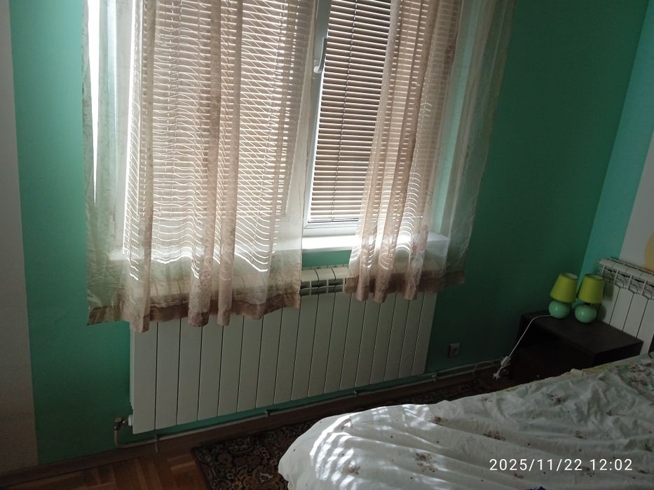 Самостоятелна стая под наем в Горна баня