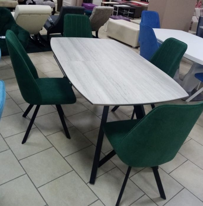 Стол из керамики