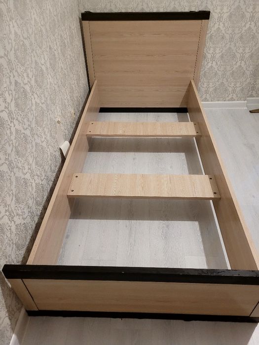 Односпальный кровать