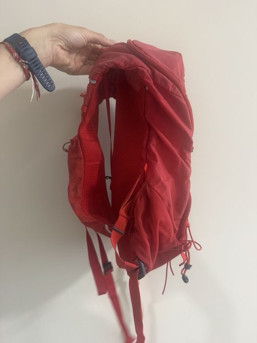 Спорта раница за бягане 12 L