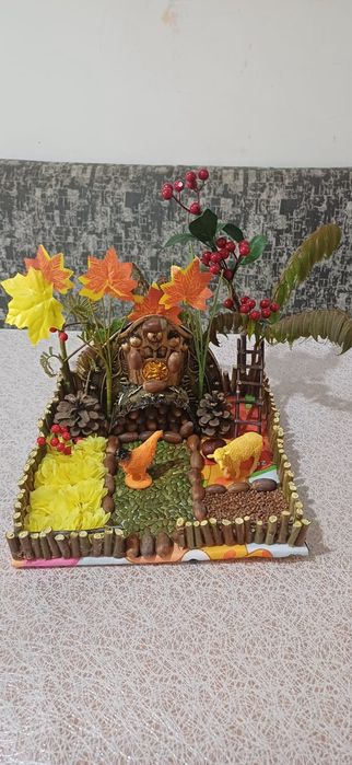 Осенью подделки  для садик  и школы