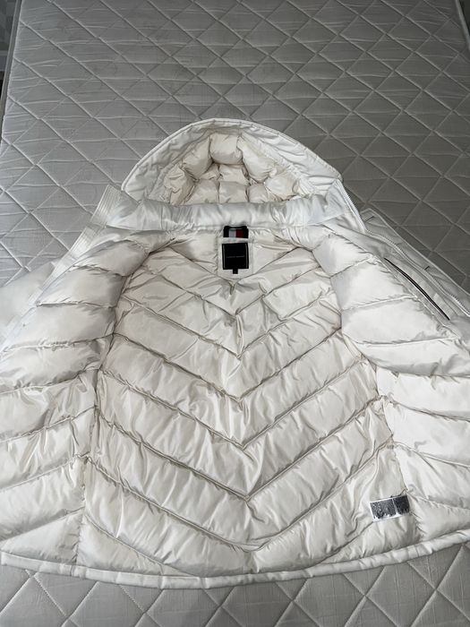 Зимний пуховик Tommy Hilfiger