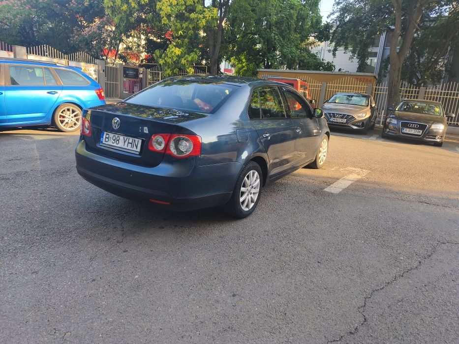 Vand Volkswagen Jetta 1.9 ,fara rugina