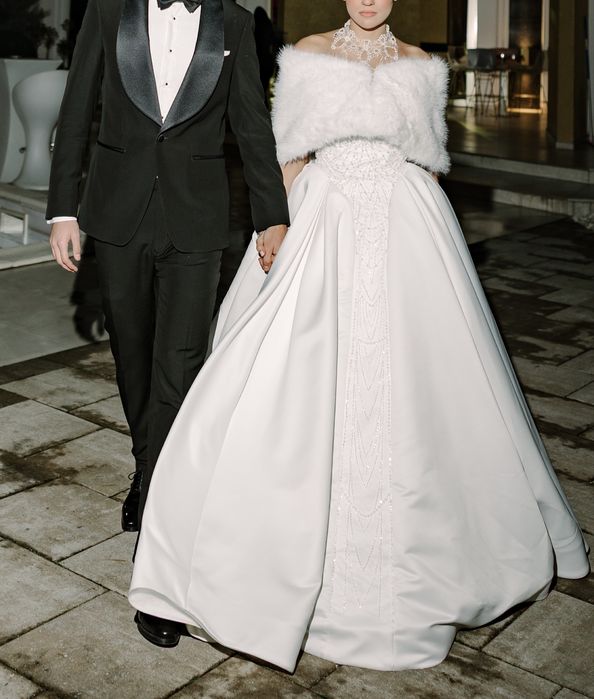 Inchiriez rochie de mireasa Katy Corso