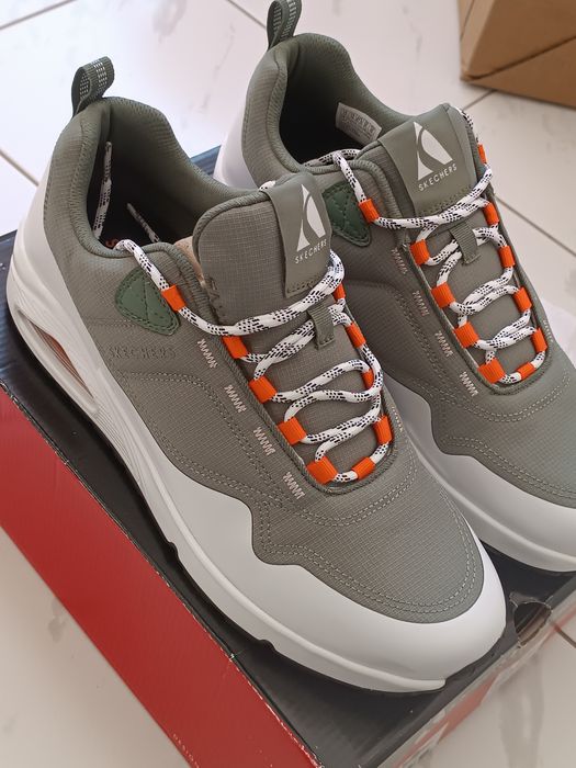 Маратонки Sketchers Street 47