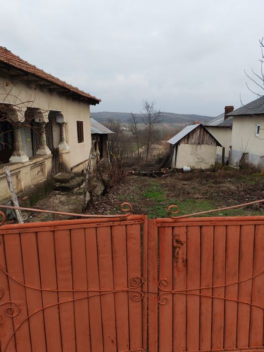 De vanzare - Casa batraneasca