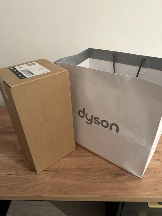 Продам Dyson airwropi.d. straight+wavy