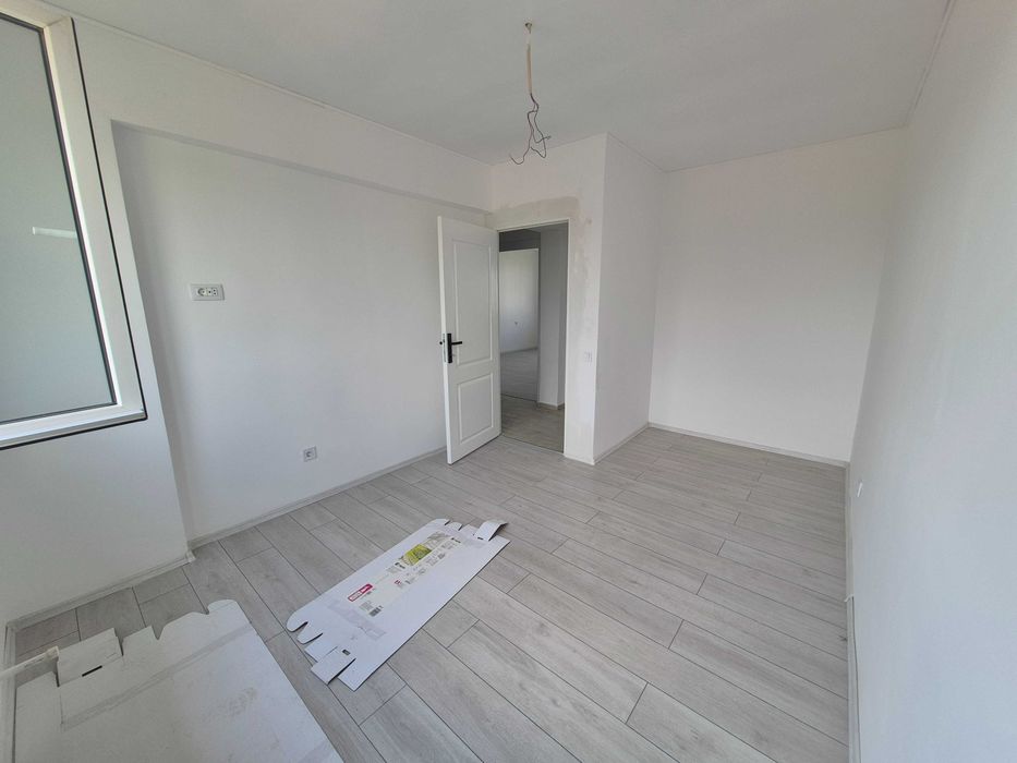 Vanzare vila cu 4 camere,2 bai,mansarda  locuibila 40 mp,curte 240 mp - cash,credit,apartament+diferenta