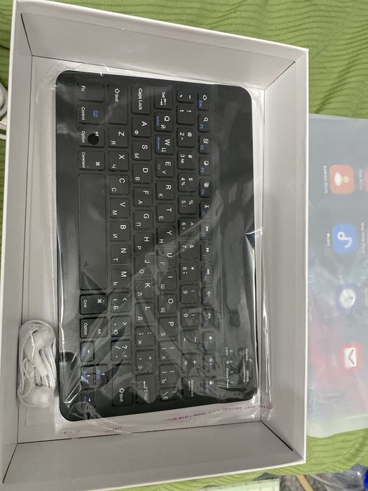 Продам новый планшет