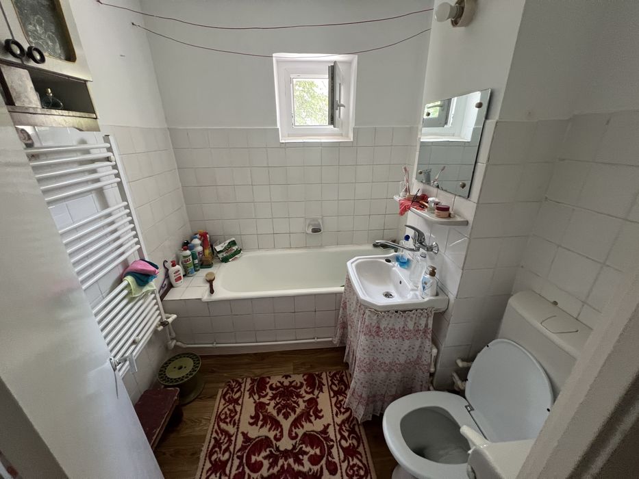 Apartament 2 camere de vanzare
