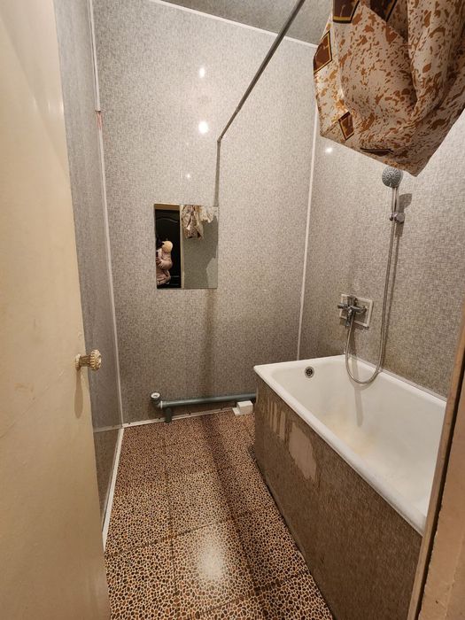 Продаётся квартира 1/4/4