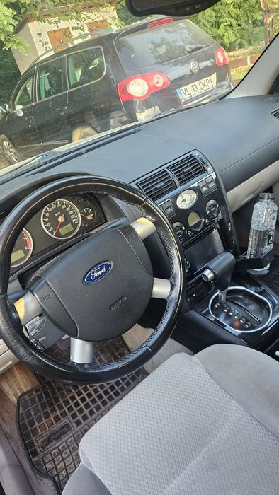 Ford Mondeo GHIA automat 2.0i benzina