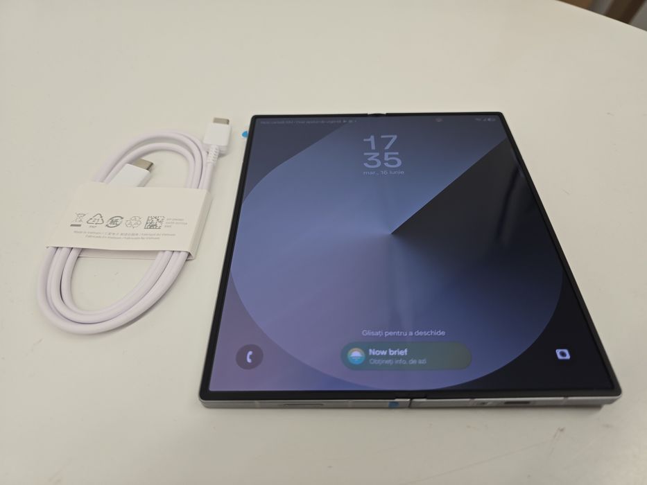 Samsung Z fold 6