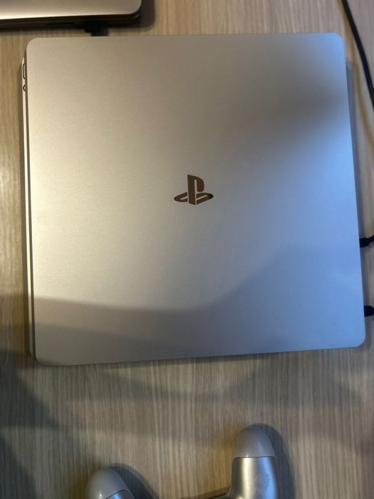 PS 4 slim, 500 Gb