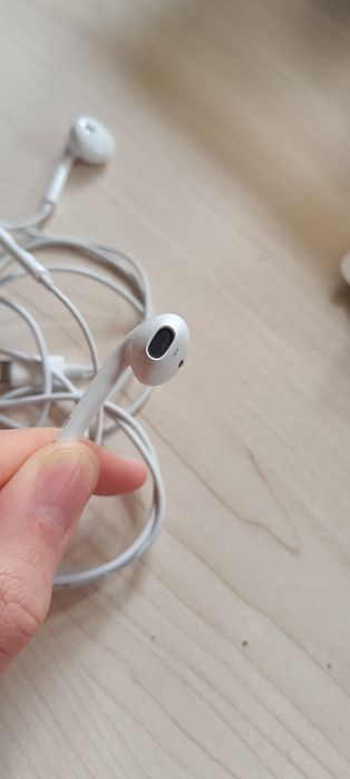 Жични слушалки Apple EarPods