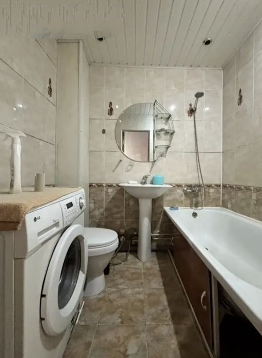 Продам 1 ком квартиру 4- й мкр!