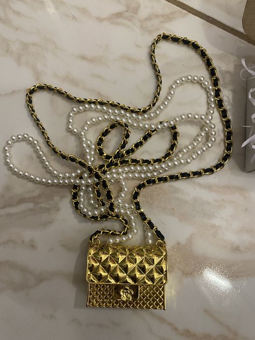 Малка чантичка-аксесоар