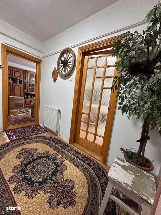 De vanzare apartament 2 camere,balcon,decomandat,57mp, Mihai Eminescu