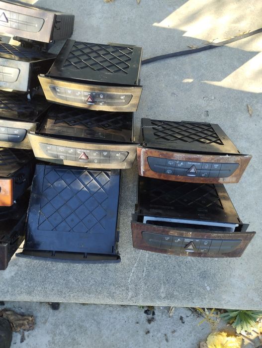 Пепелник, махагон, чейнджър, централна конзола Mercedes