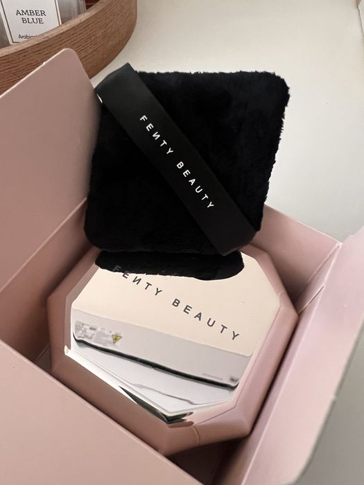 Пудра Fenty beauty