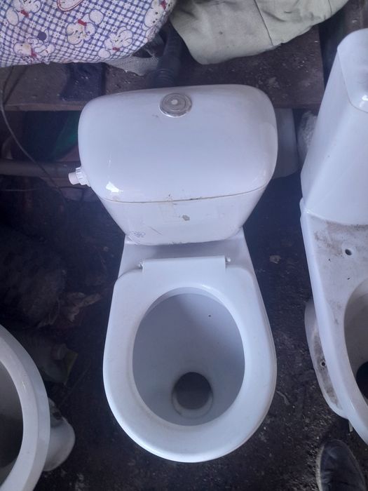 Унитаз строительные