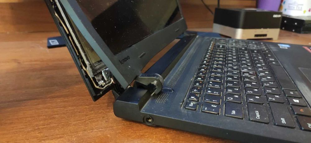 Программист айтишник, Установка Windows, ремонт ноутбуков-компьютеров