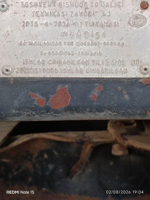 Traktor prisep tirkama