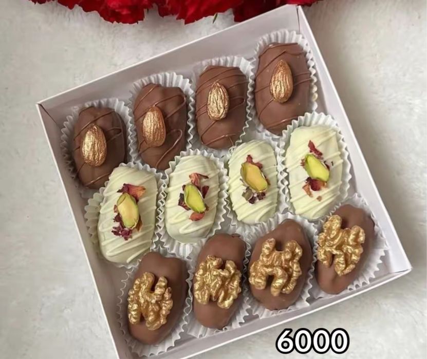 Финики в шоколаде