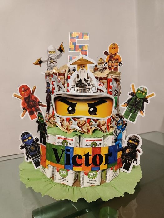 Tort din dulciuri diferite modele