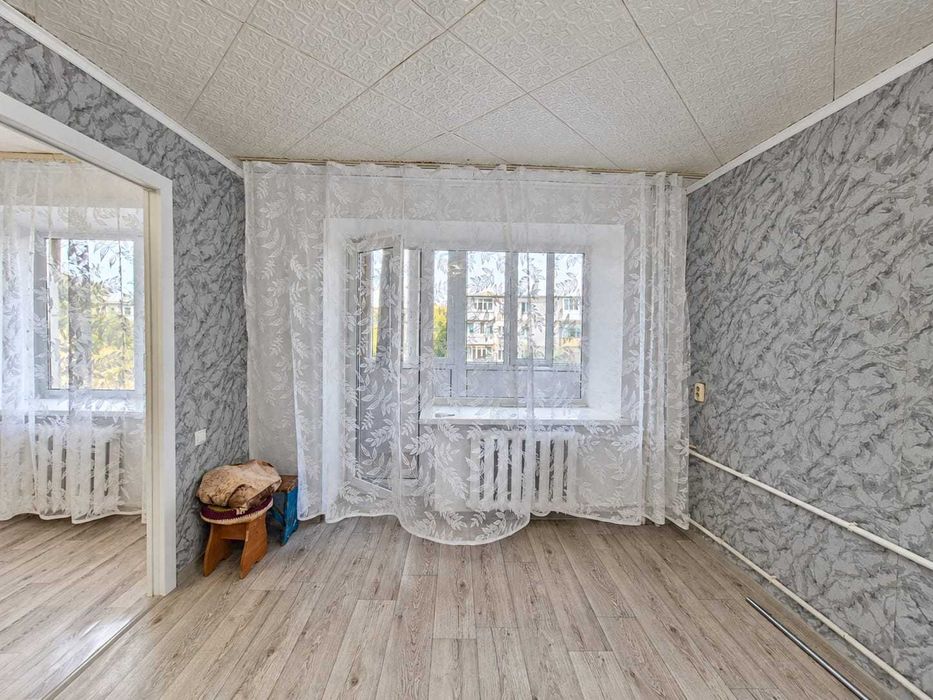 Продам 2 комн квартиру по пр.Республики