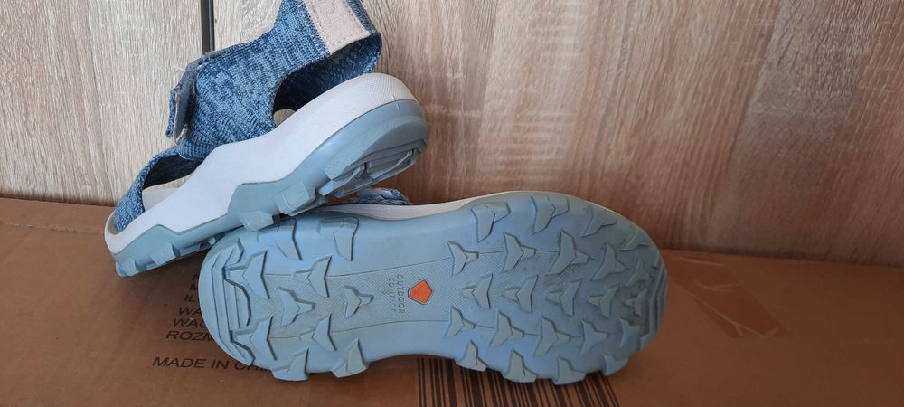 Sandale sport Quechua  Mărimea 35