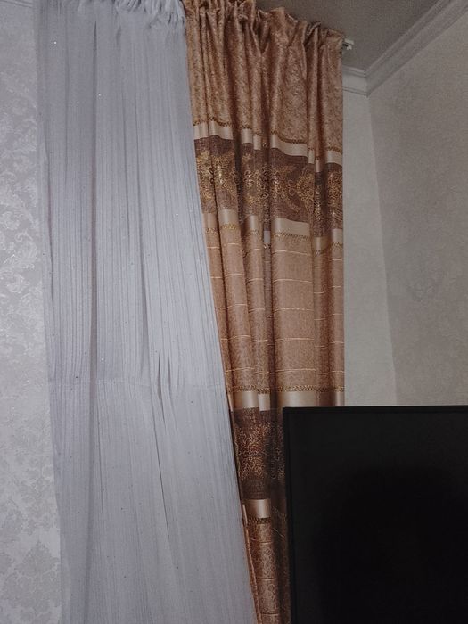 Продам шторы , 4 шторы, 2 тюли