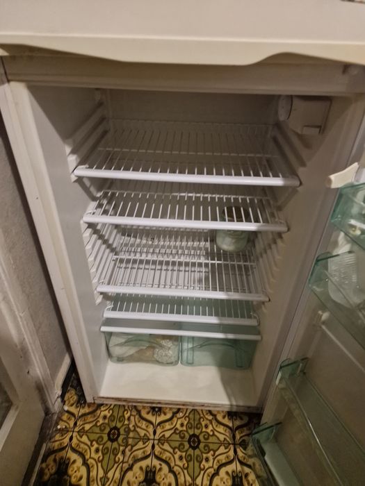 Хладилник Polar CZ250