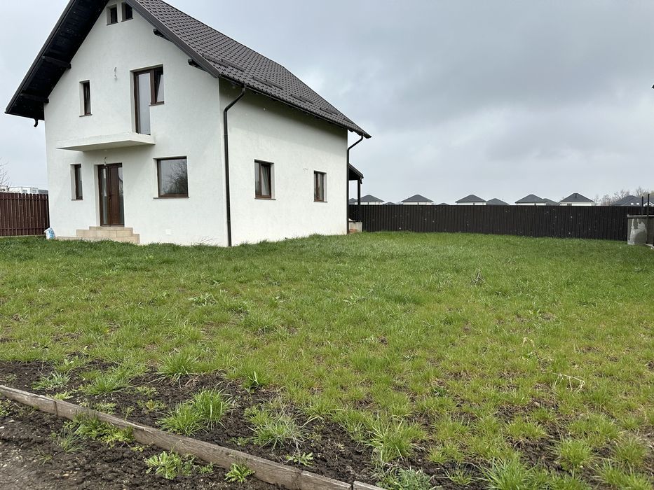 Case de VANZARE ipotesti