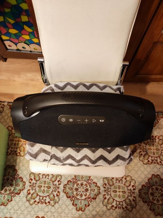 Boxă  portabilă  Puternică  W- KING .  X20 ,  200  w  , RMS.