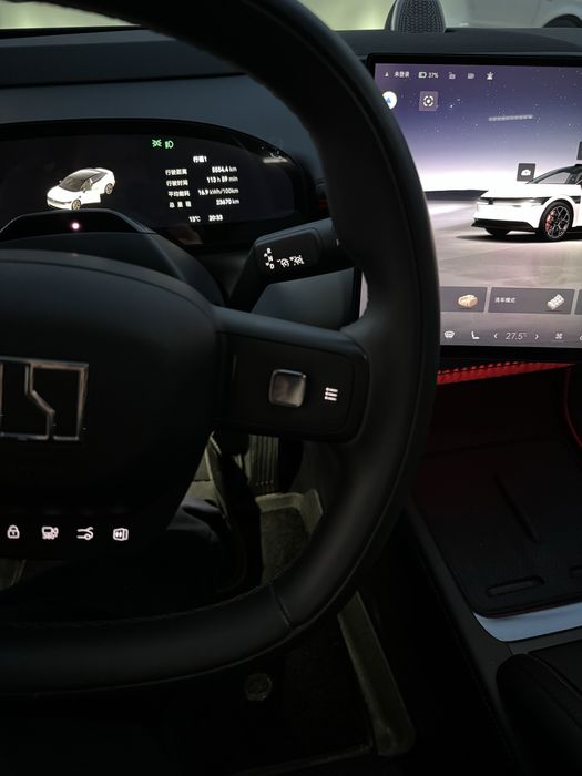 Zeekr 007 688км 2025