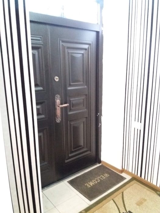 Срочно продаётся участок готовы Бизнес  магазин 2 этаж участок 1 линия