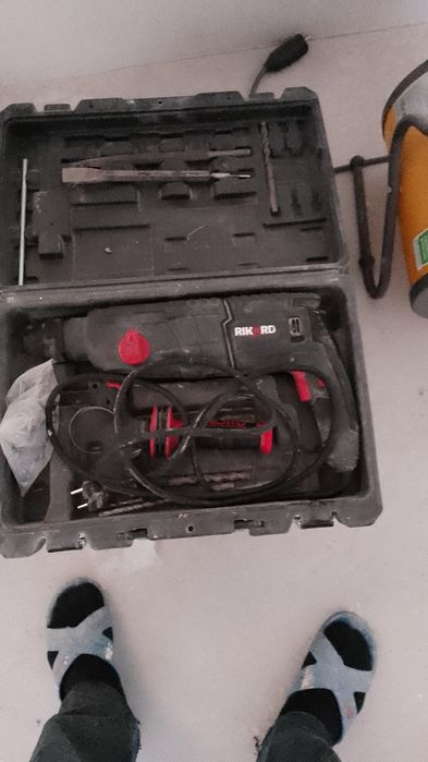 Продам перфоратор  б/у