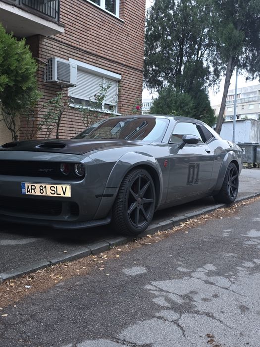 Dodge challenger  2018 pacet srt body cit