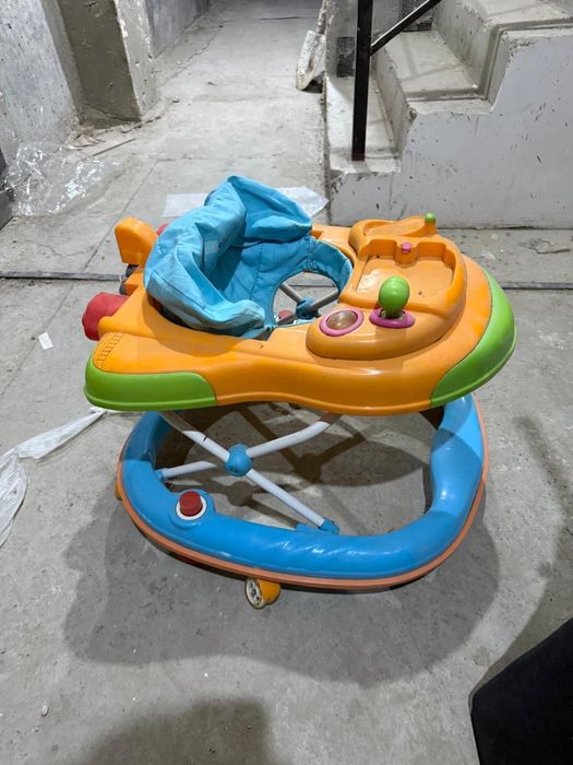 Ходунок 5000тг жағдайы жақсы